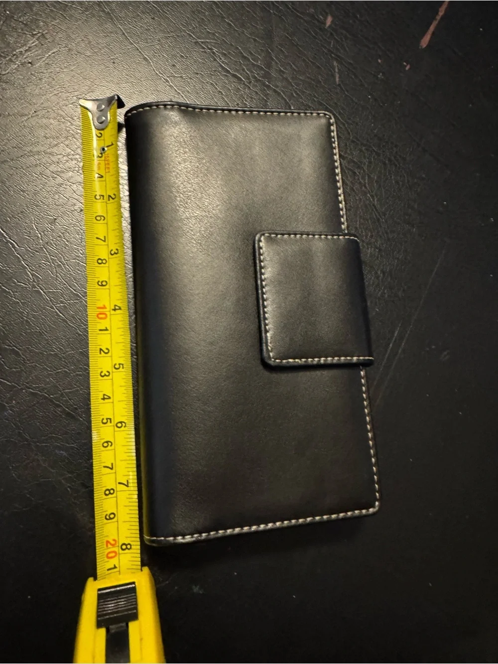 Women's Black Magnetic Wallet